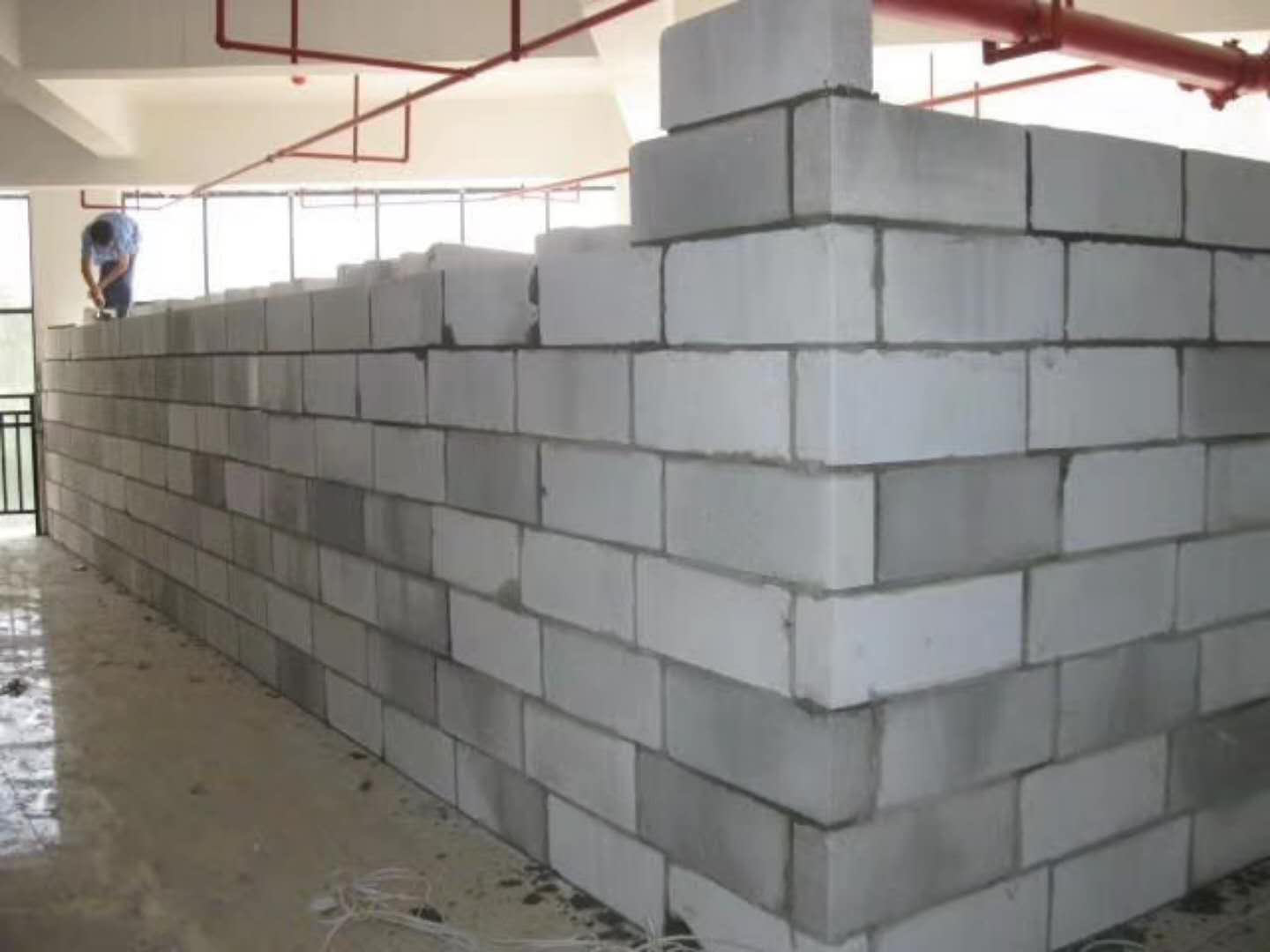 古交蒸压加气混凝土砌块承重墙静力和抗震性能的研究